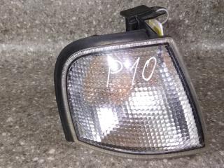 поворотник правый Nissan Primera P10 1993