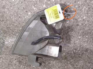 поворотник правый Nissan X-Trail T30 2004