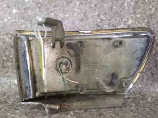 габаритный фонарь правый Toyota Corolla 6 поколение (E90) 1990