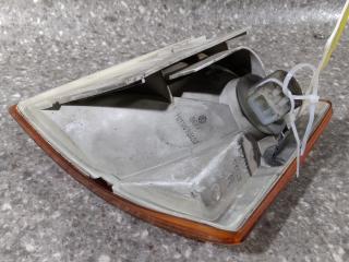 поворотник правый Volkswagen Transporter T4 1997