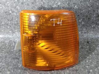 поворотник правый Volkswagen Transporter T4 1997