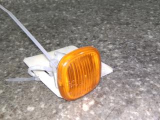 повторитель поворота на крыле правый Audi A6 4A/C4 1997