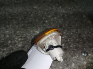 повторитель поворота на крыле правый Audi A8 D2/4D 1997