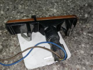 повторитель поворота на крыле правый BMW 7 серия E38 1996