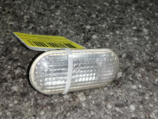 повторитель поворота на крыле левый Ford C-Max 1 поколение 2005