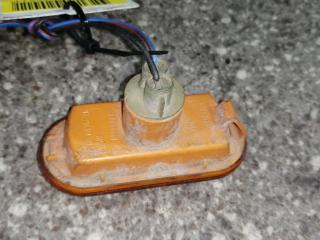 повторитель поворота на крыле левый Ford Fiesta 5 поколение 2005