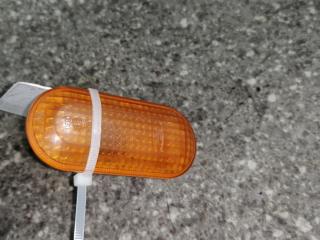 повторитель поворота на крыле левый Ford Fiesta 5 поколение 2005