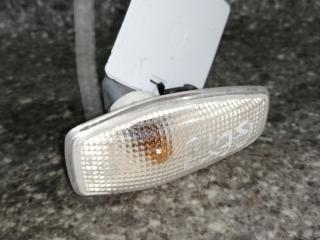 повторитель поворота на крыле левый Hyundai Getz 1 поколение [рестайлинг] 2007