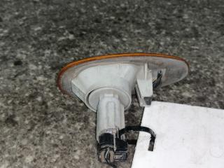 повторитель поворота на крыле левый Hyundai Santamo 1 поколение 2000, 92601-M3