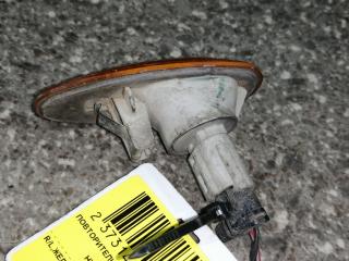 повторитель поворота на крыле правый Hyundai Santamo 1 поколение 2000, 92601-M3