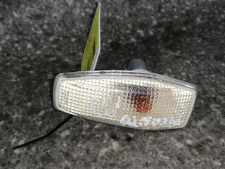 повторитель поворота на крыле правый Kia Picanto 1 поколение 2006