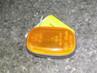 повторитель поворота на крыле левый Lexus GS 2 поколение 2001