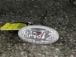 повторитель поворота на крыле левый Mazda 2 DY (2003 - 2005)