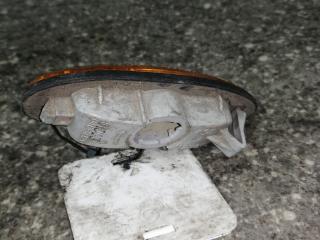 повторитель поворота на крыле левый Mazda 626 GD [рестайлинг] 1995