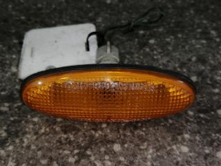 повторитель поворота на крыле правый Mazda 626 GD [рестайлинг] 1995