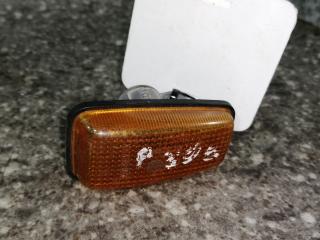 повторитель поворота на крыле левый Peugeot 306 1 поколение (1993 - 1997)