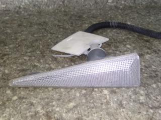 повторитель поворота на крыле левый Renault Espace 4 поколение 2004