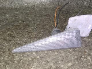 повторитель поворота на крыле левый Renault Scenic 2 поколение 2006