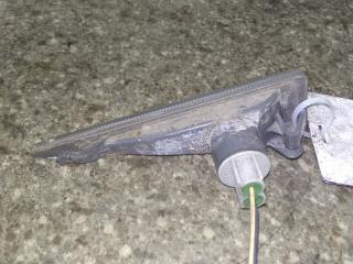 повторитель поворота на крыле левый Renault Scenic 2 поколение 2006