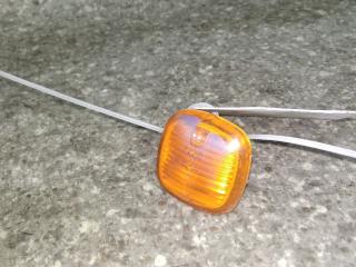 повторитель поворота на крыле левый Skoda Octavia 1 поколение (A4) [рестайлинг] 2000