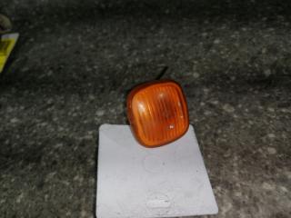 повторитель поворота на крыле правый Skoda Octavia 1 поколение (A4) [рестайлинг] 2000