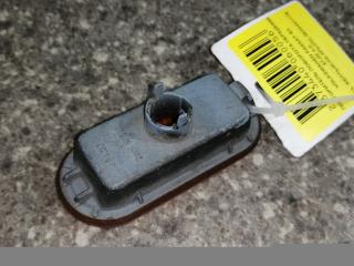 повторитель поворота на крыле правый Volkswagen Passat B5 1999