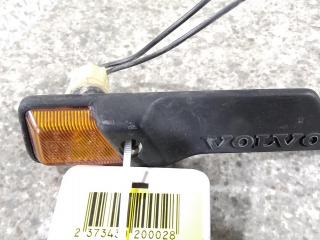 повторитель поворота на крыле правый Volvo 440 1 поколение 1992
