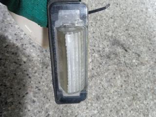 подсветка номера Mercedes-Benz E-Класс W210/S210 1997, 2108200356