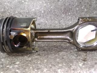 поршень Mitsubishi Carisma 1 поколение [рестайлинг] 2001