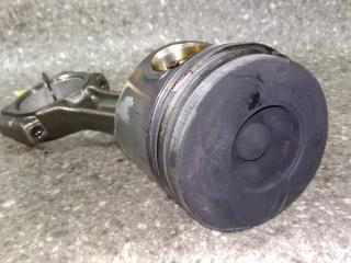 поршень Mitsubishi Carisma 1 поколение [рестайлинг] 2001