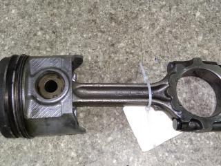 поршень Nissan Primera P12 2005
