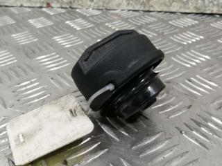 пробка топливного бака Volkswagen Passat B4 1995