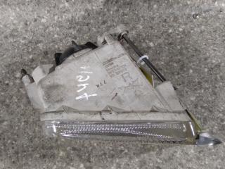 фара противотуманная правая Mitsubishi Galant 8 поколение 1998