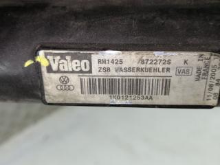 радиатор (основной) Volkswagen Golf 5 поколение 2006, 1K0121253A