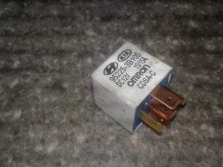 реле (прочие) Hyundai Santa Fe 2 поколение (CM) (2005 - 2010), 95225-3B100