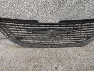 решетка радиатора Chrysler Voyager 4 поколение (2001 - 2004), 00000