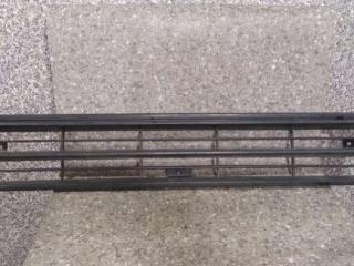 решетка радиатора Mazda E-серия 1998