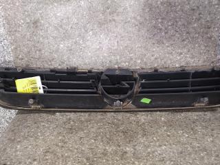решетка радиатора Opel Astra G 2000, 90588120