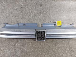 решетка радиатора Peugeot 605 1 поколение (1989 - 1994)