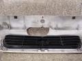 решетка радиатора Suzuki Baleno 1 поколение 1997 - фото №3