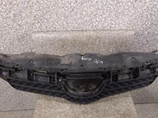 решетка радиатора Toyota Auris 1 поколение (2006 - 2009), 53111-02390