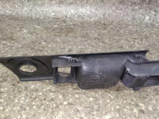 ручка внутренняя задняя левая Audi 100 4A/C4 1993