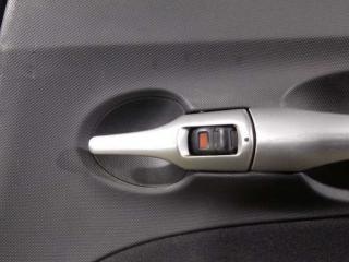 ручка внутренняя задняя правая Toyota Auris 1 поколение 2009