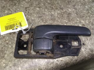 ручка внутренняя Toyota RAV4 2 поколение (XA20) 2003