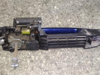 ручка наружная Toyota Corolla Verso 1 поколение [рестайлинг] 2007