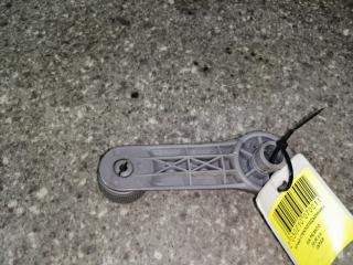 ручка стеклоподъемника Kia Picanto 1 поколение 2006