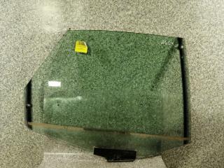 стекло двери задней правой Audi A6 4A/C4 1996