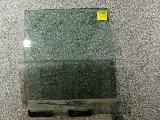 стекло двери задней правой Jeep Grand Cherokee ZJ 1995