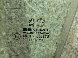 стекло двери передней левой Peugeot 605 1 поколение 1994