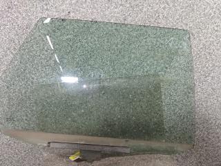 стекло двери задней правой Volkswagen Passat B4 1995